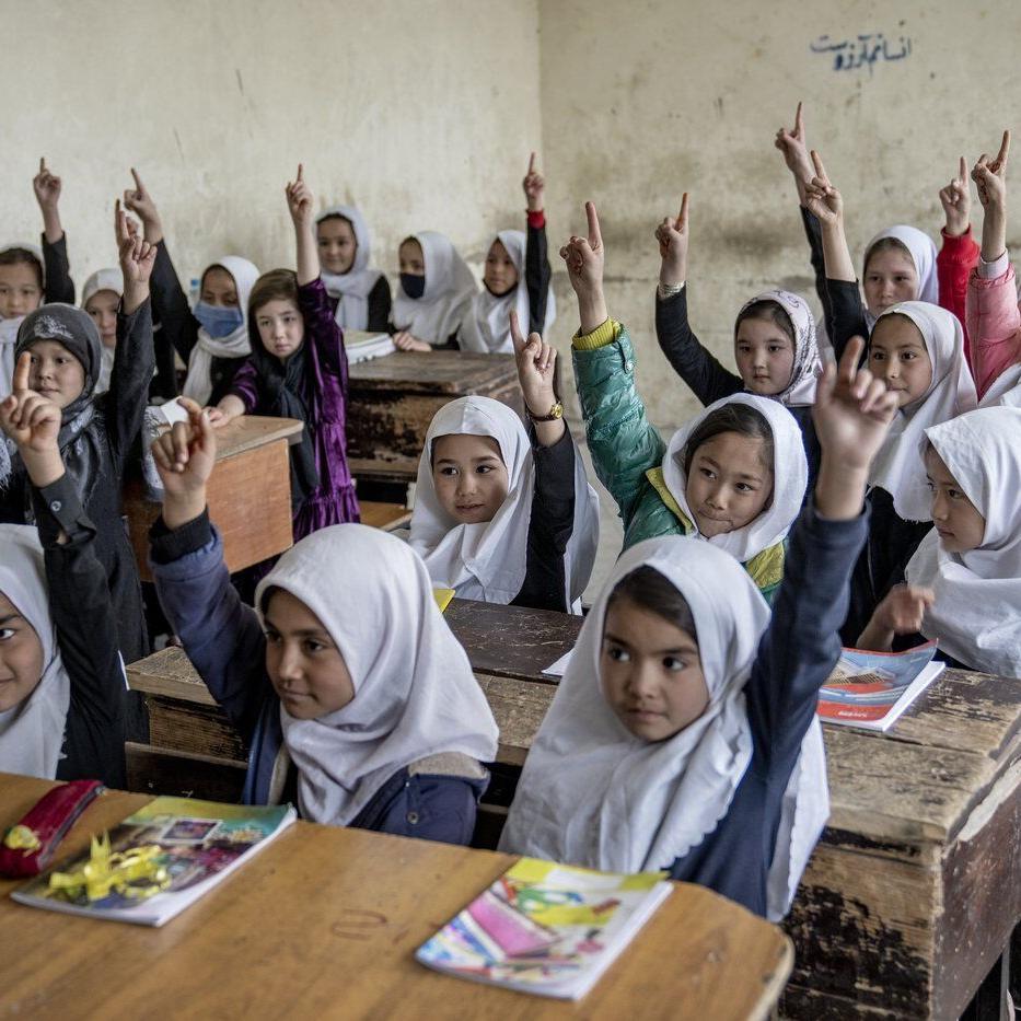 UNICEF calls on the Taliban to lift ban on girls' education as new school year begins in Afghanistan